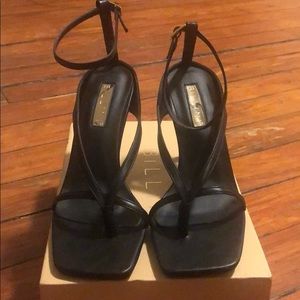 Never been worn Bottega Veneta dupes! Size 8!